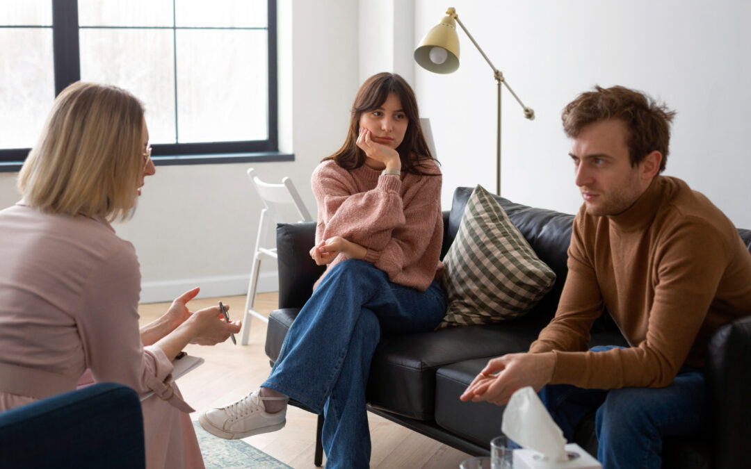 How Couples Therapy Helps You Overcome Relationship Challenges